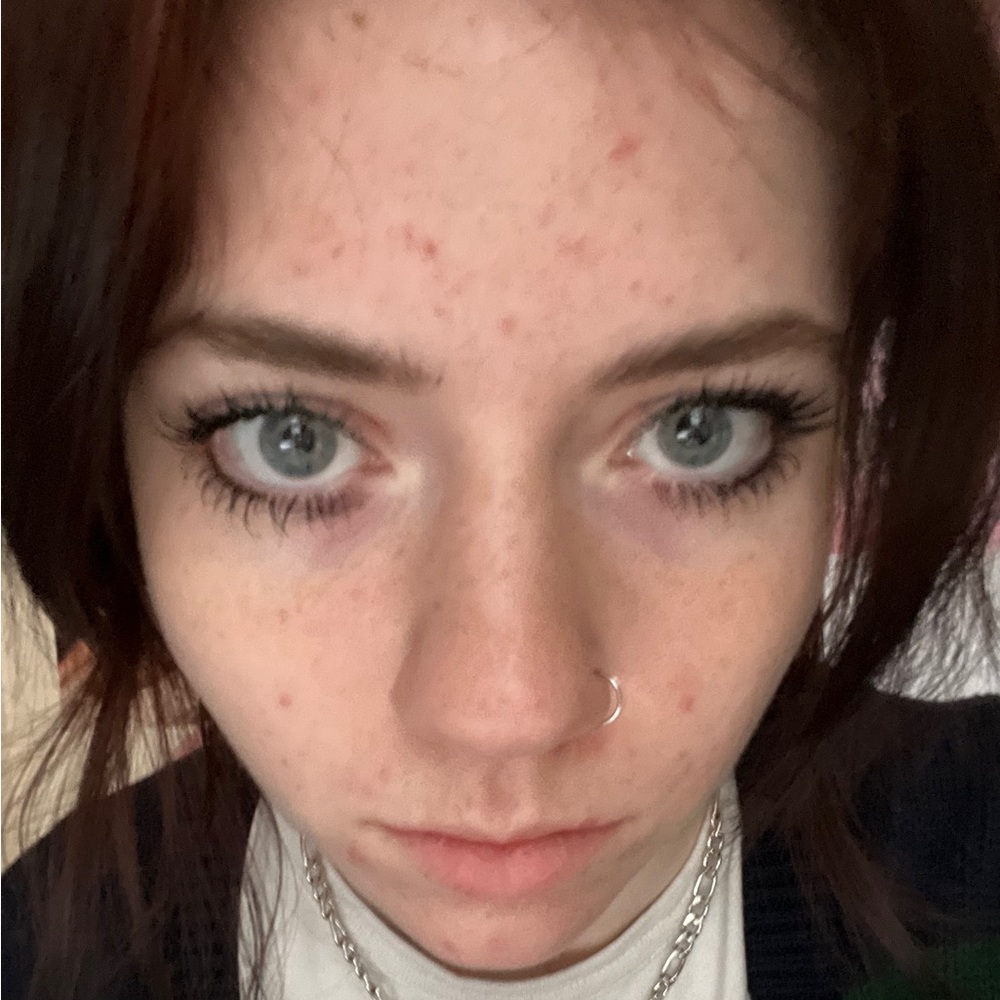 Meet your Posher, Chloe